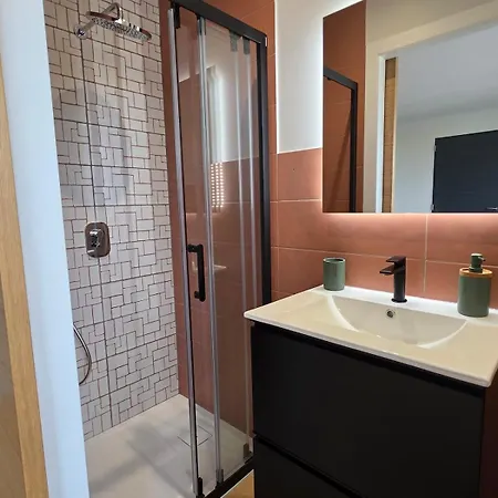 A La Campagne Ardechoise Apartman Saint-Georges-les-Bains